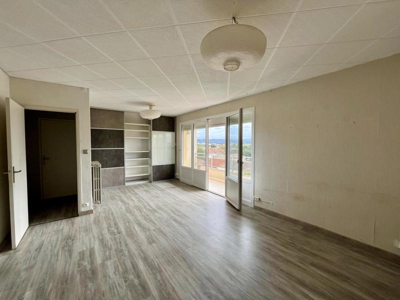 Appartement - 96 m² - 5 pièces