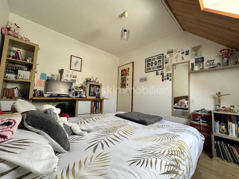 Pavillon - 110 m² - 5 pièces