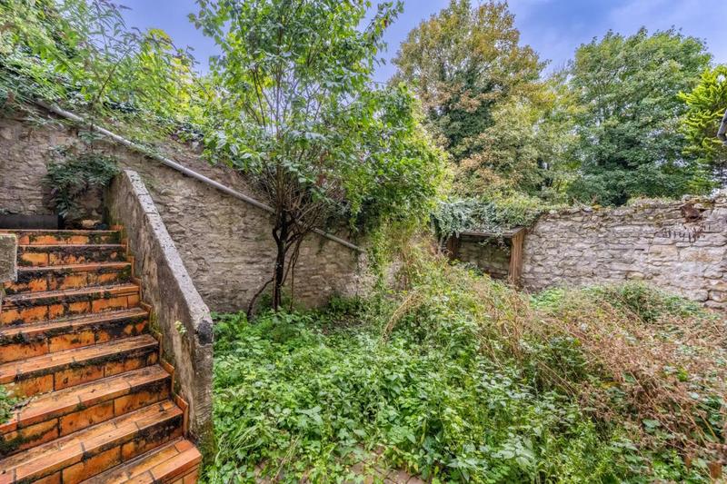 Maison - 88 m² - 6 pièces