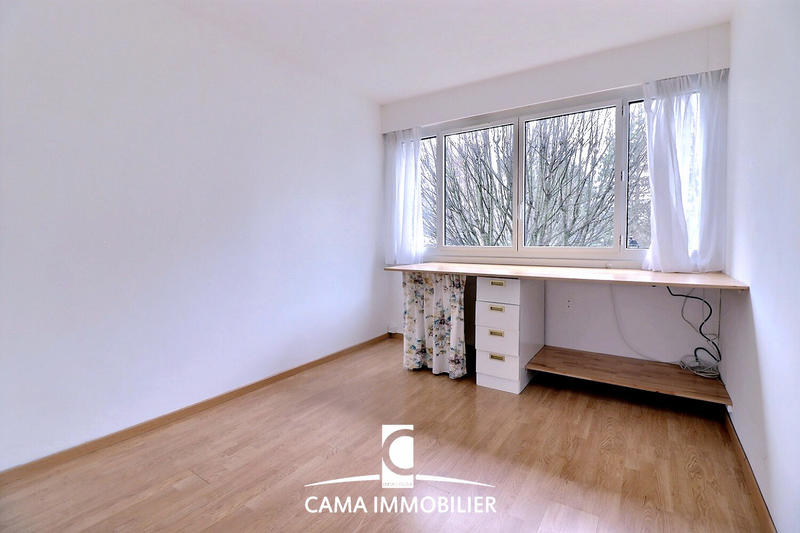 Appartement - 112 m² - 5 pièces