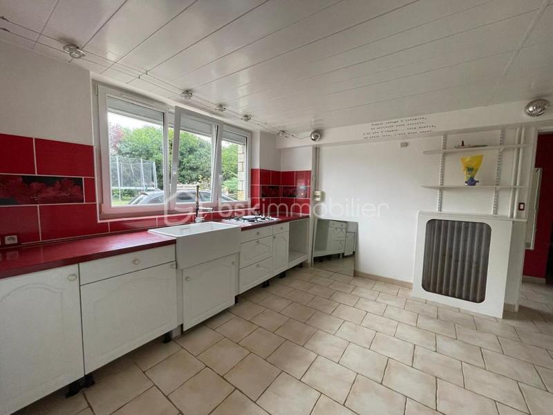 Maison - 168 m² - 8 pièces