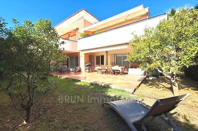 Appartement - 59 m² - 4 pièces