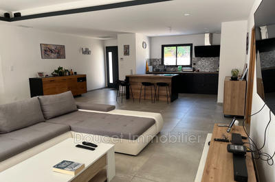 Villa - 105 m² - 4 pièces