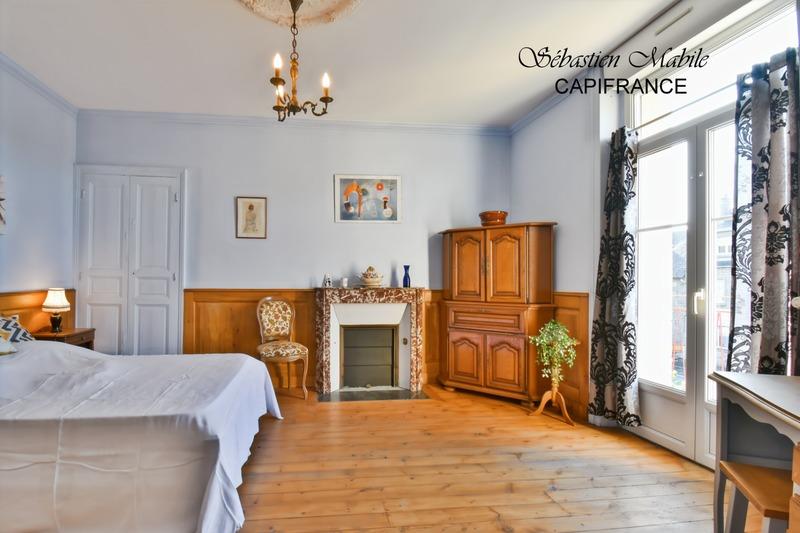 Maison bourgeoise - 264 m² - 10 pièces