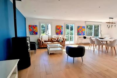 Maison - 177 m² - 6 pièces