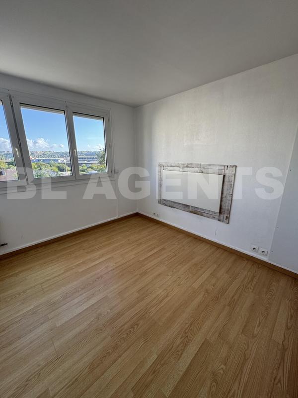 Appartement - 72 m² - 4 pièces