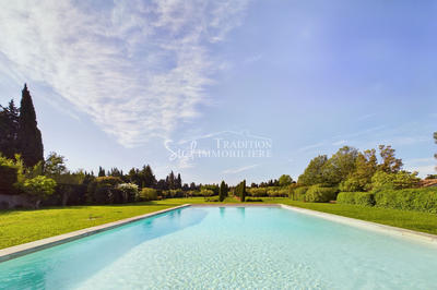 Maison - 450 m² - 12 pièces