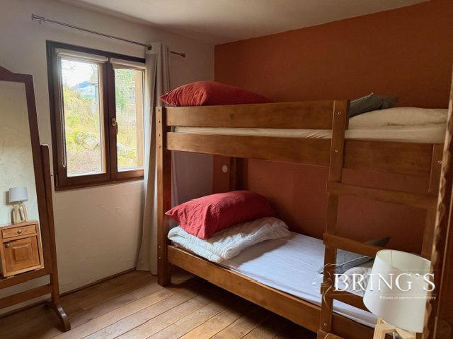 Châlet - 205 m² - 7 pièces