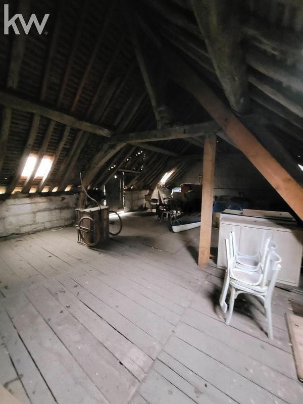 Maison ancienne - 800 m² - 3 pièces