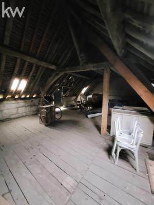 Maison ancienne - 800 m² - 3 pièces