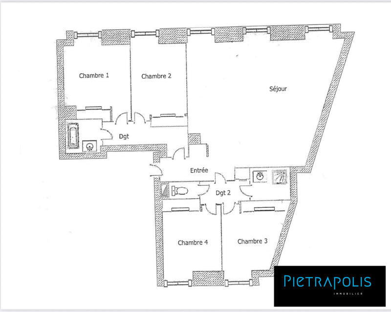 Appartement - 104 m² - 5 pièces
