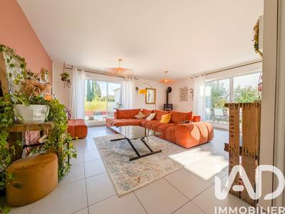 Maison - 94 m² - 4 pièces