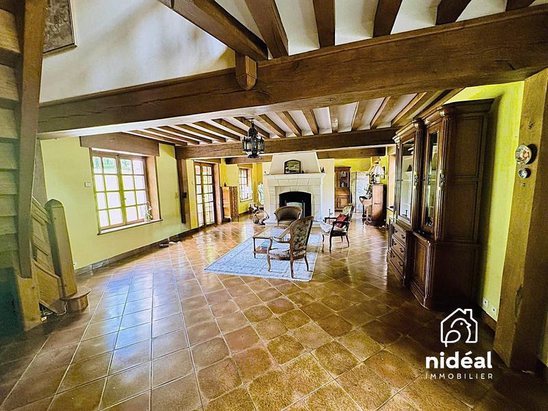 Maison - 373 m² - 16 pièces