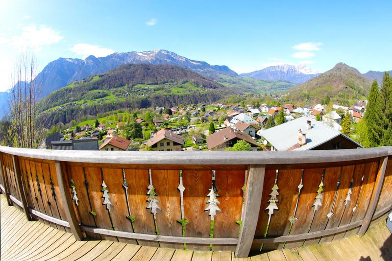 Châlet - 206 m² - 11 pièces