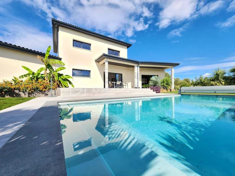 Villa - 171 m² - 5 pièces