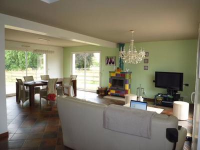 Maison d'architecte - 142 m² - 5 pièces