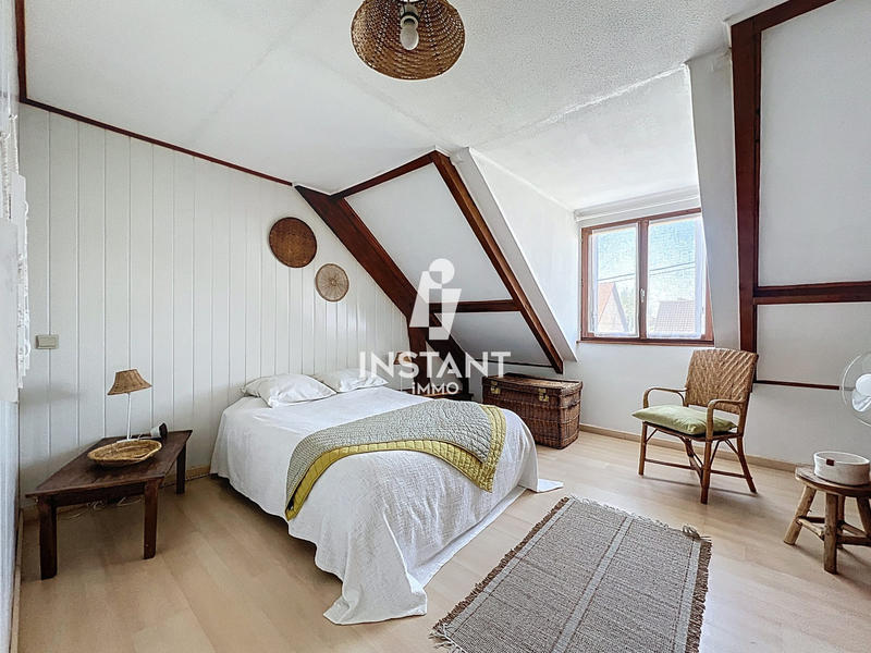 Maison - 156 m² - 8 pièces