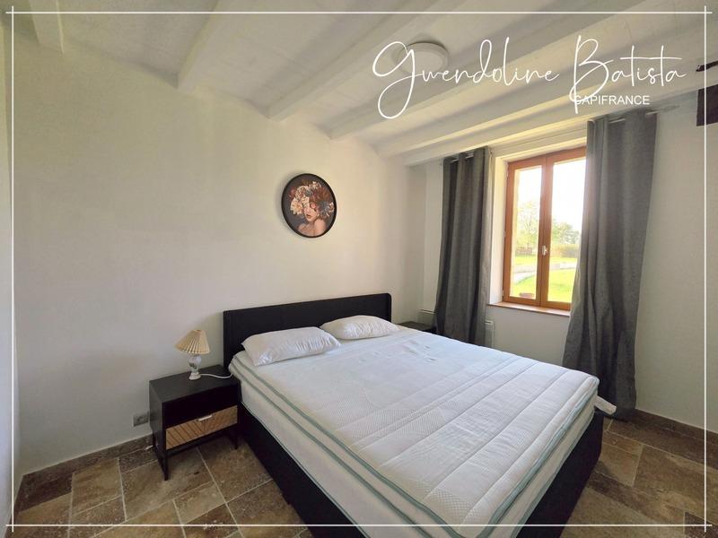 Propriété - 415 m² - 15 pièces