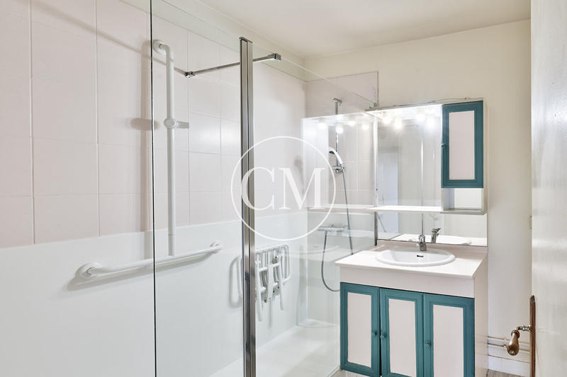 Appartement - 102 m² - 5 pièces