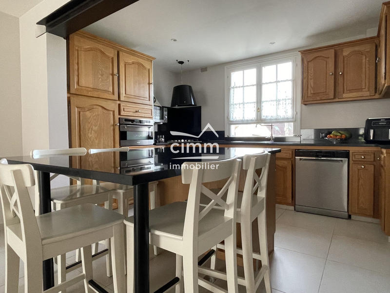 Maison - 120 m² - 6 pièces