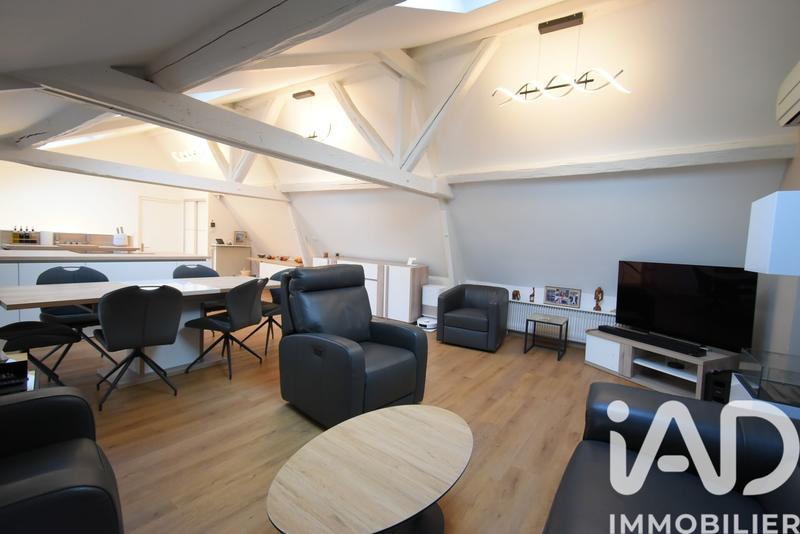 Maison - 143 m² - 9 pièces