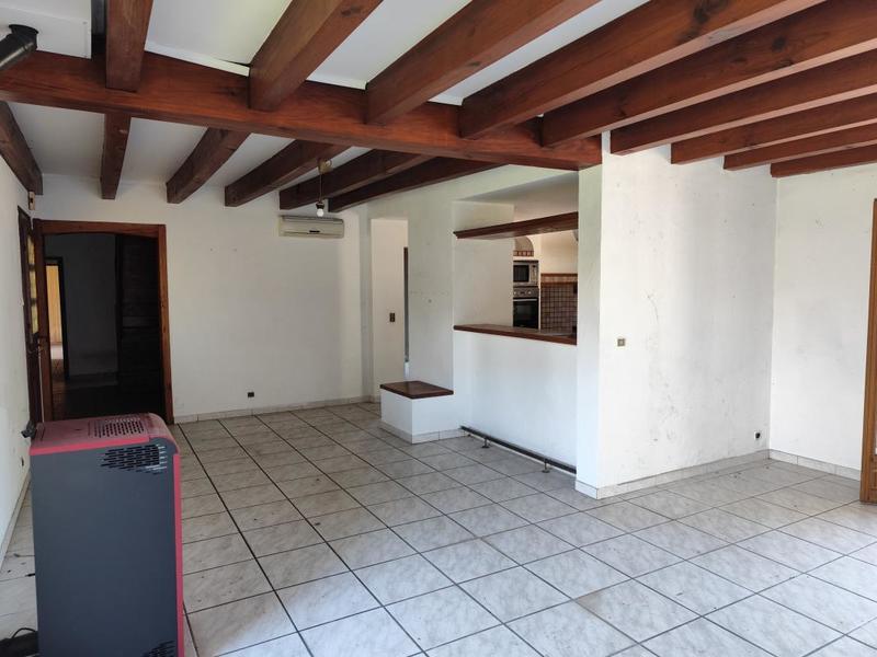 Maison - 200 m² - 8 pièces