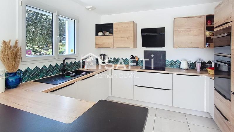 Maison - 121 m² - 5 pièces