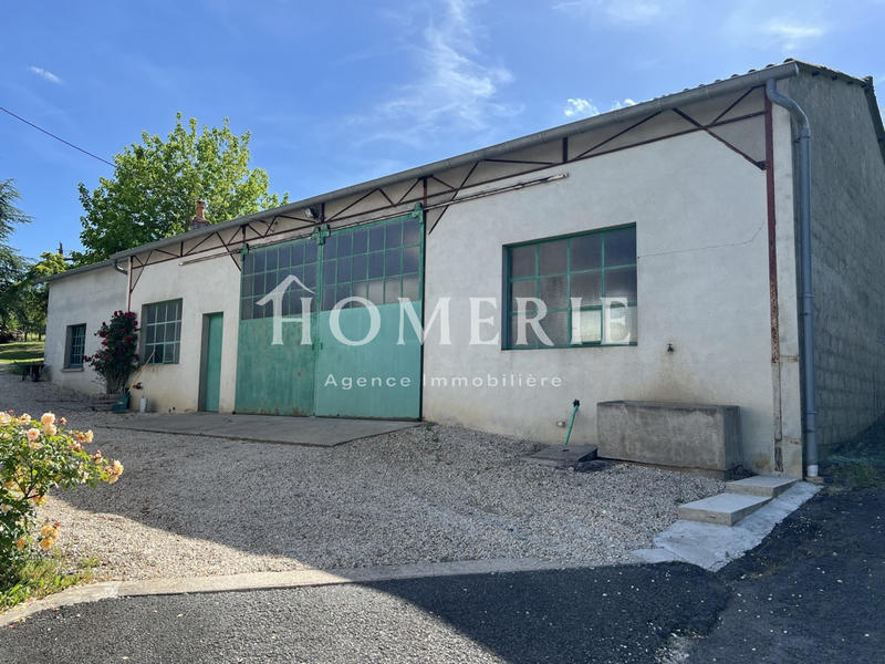 Local d'activités - 150 m²