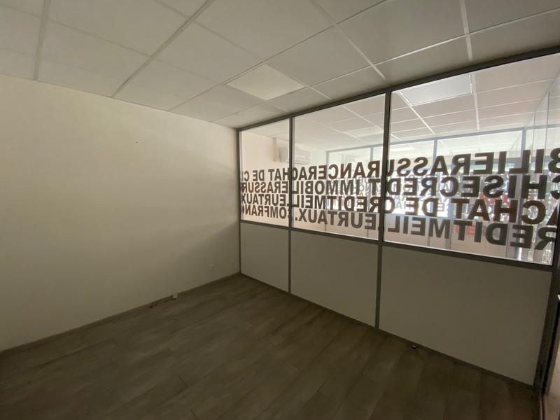 Local commercial - 121 m²