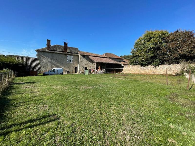 Maison - 266 m² - 11 pièces