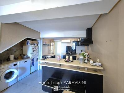 Maison - 99 m² - 4 pièces