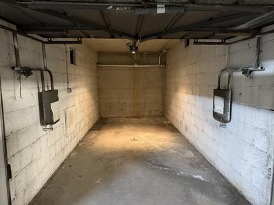 Parking / Garage - 10 m²