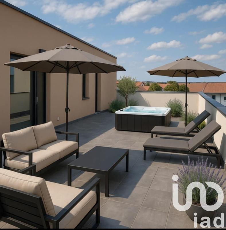 Appartement - 80 m² - 5 pièces