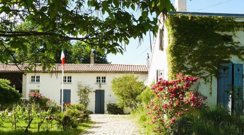 Maison - 484 m² - 12 pièces