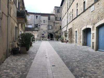 Immeuble - 175 m² - 7 pièces