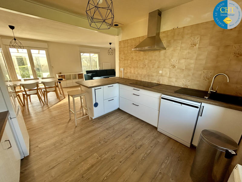 Maison - 92 m² - 5 pièces