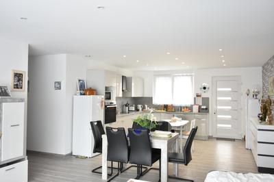 Maison - 103 m² - 5 pièces