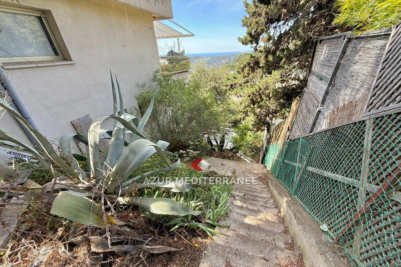 Maison contemporaine - 244 m² - 5 pièces