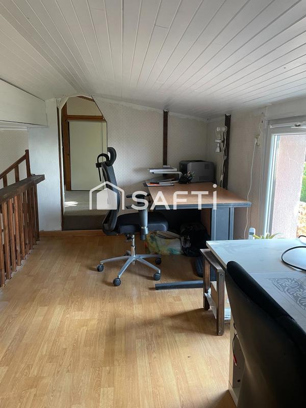 Maison - 138 m² - 8 pièces