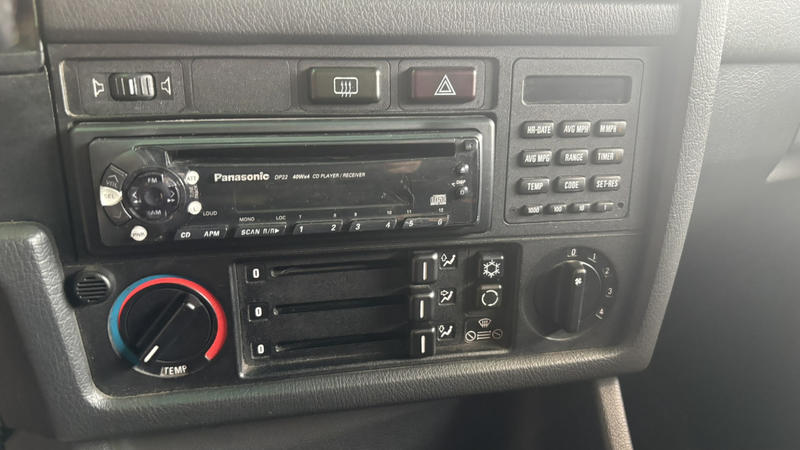 Bmw Série 3 325 I E30 Cabriolet Boite Meca 6 Cylindres