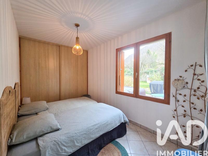 Maison - 160 m² - 8 pièces