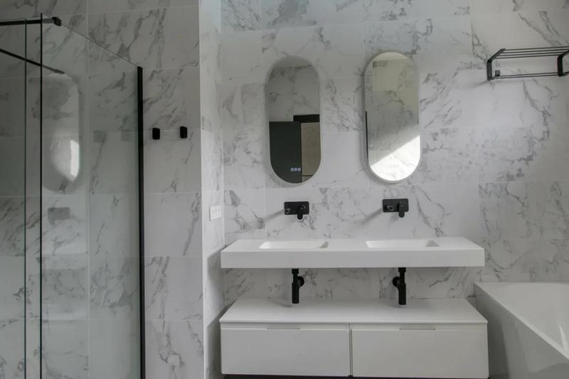 Maison - 200 m² - 7 pièces