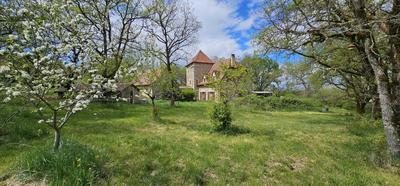 Maison - 228 m² - 7 pièces