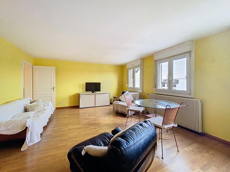 Appartement - 77 m² - 2 pièces