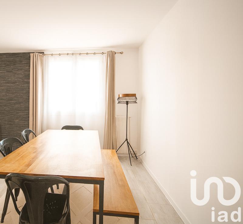 Appartement - 90 m² - 5 pièces