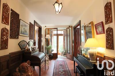 Maison - 411 m² - 9 pièces