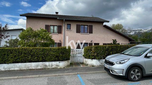 Local commercial - 355 m²