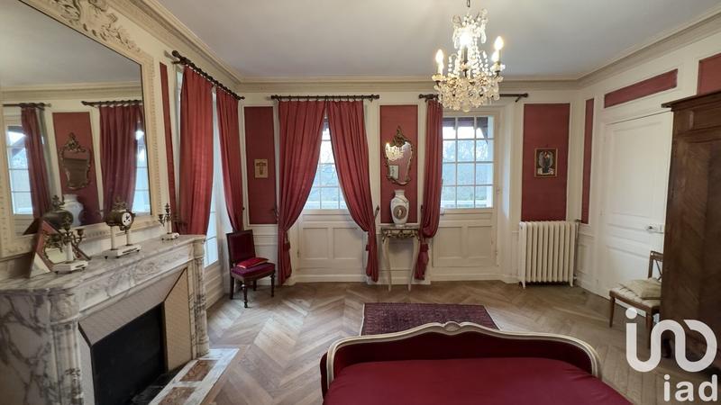 Maison - 357 m² - 14 pièces