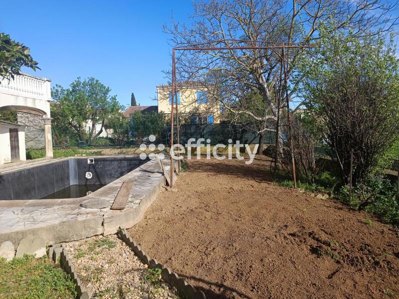 Villa - 180 m² - 9 pièces