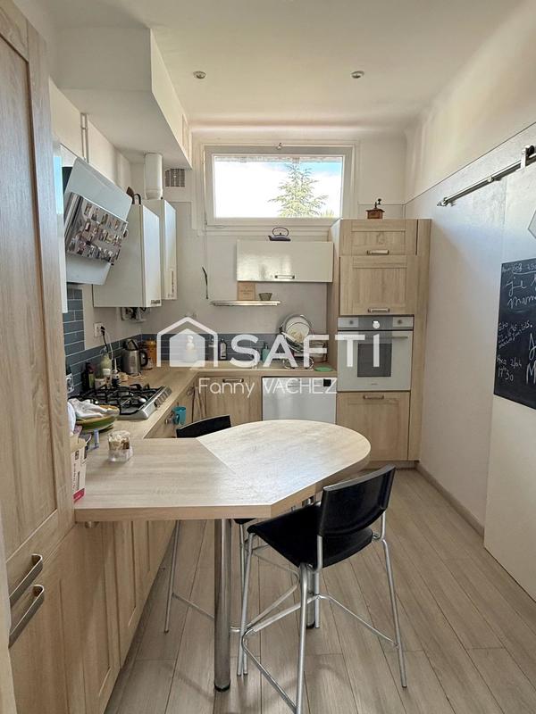 Appartement - 92 m² - 4 pièces